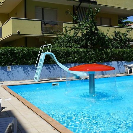 Hotel Albatros Roseto Degli Abruzzi Eksteriør billede
