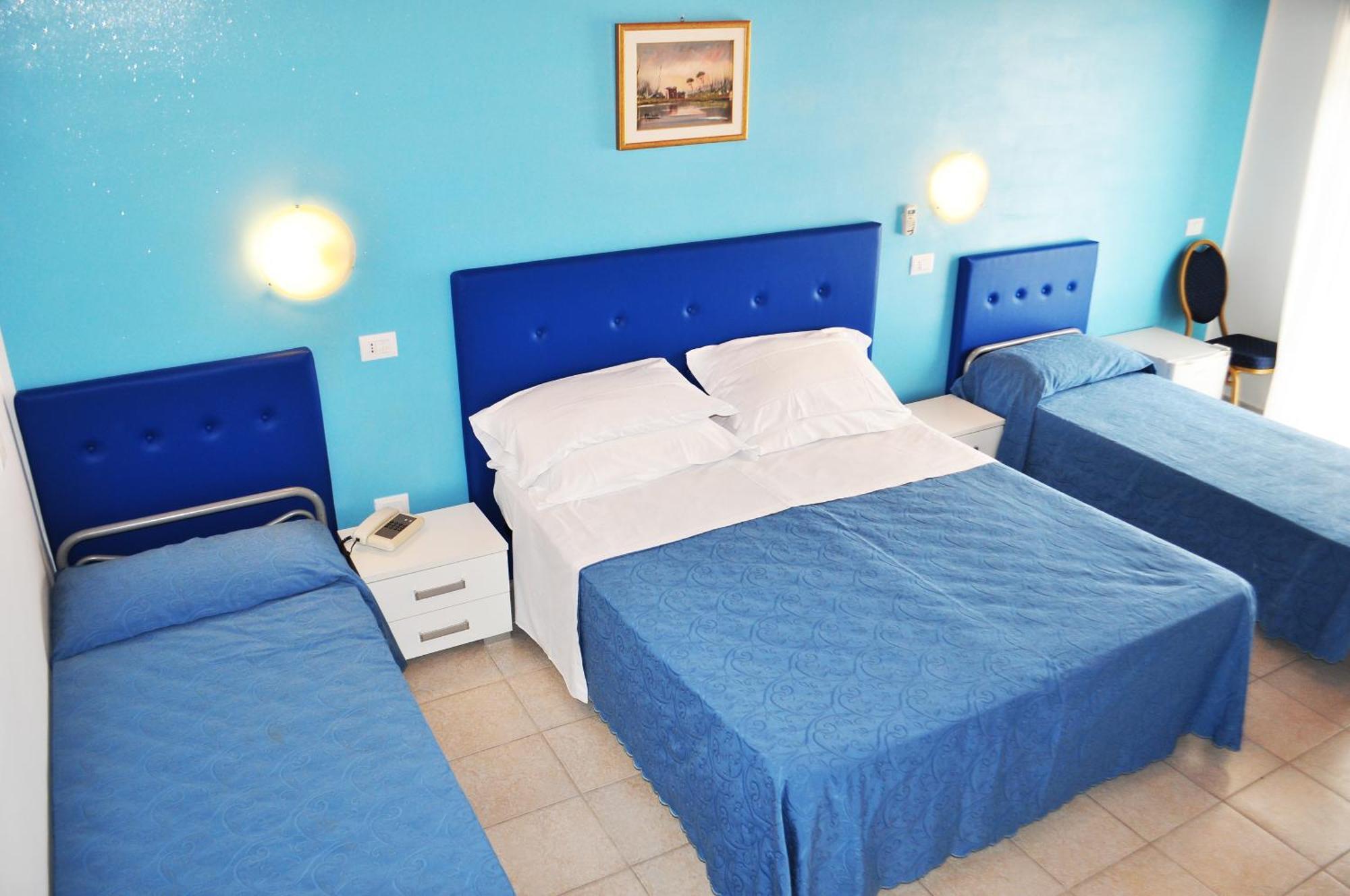 Hotel Albatros Roseto Degli Abruzzi Eksteriør billede